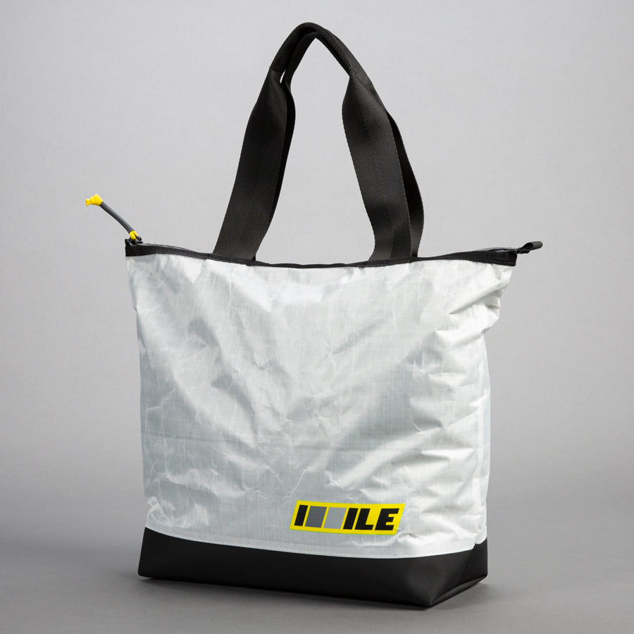 Minimal Tote: CATEGORY ONE