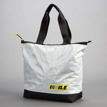 Minimal Tote: CATEGORY ONE