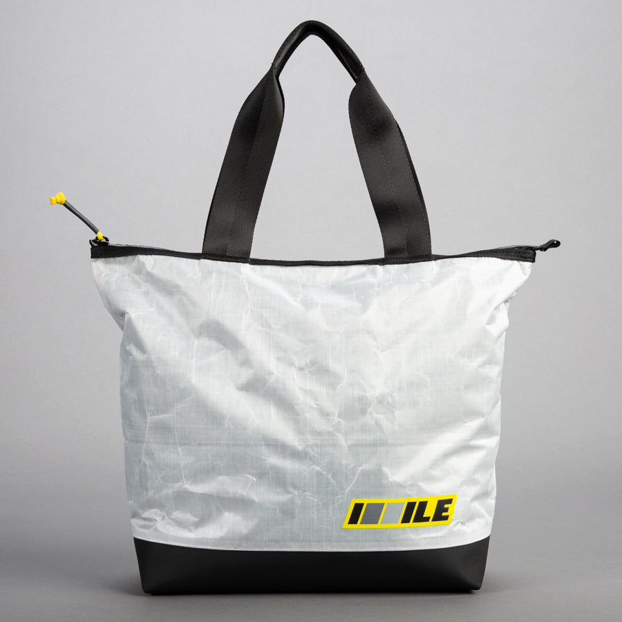 Minimal Tote: CATEGORY ONE