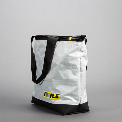 Minimal Tote: CATEGORY ONE