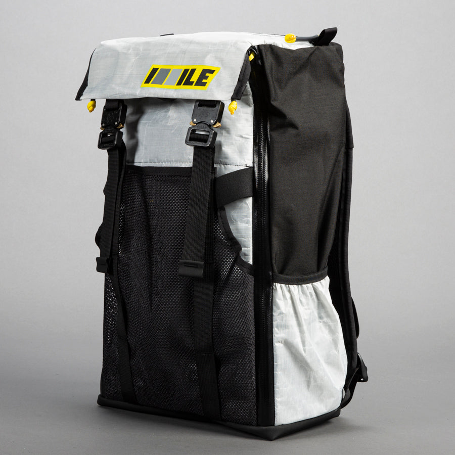 Race Day Bag: CATEGORY ONE