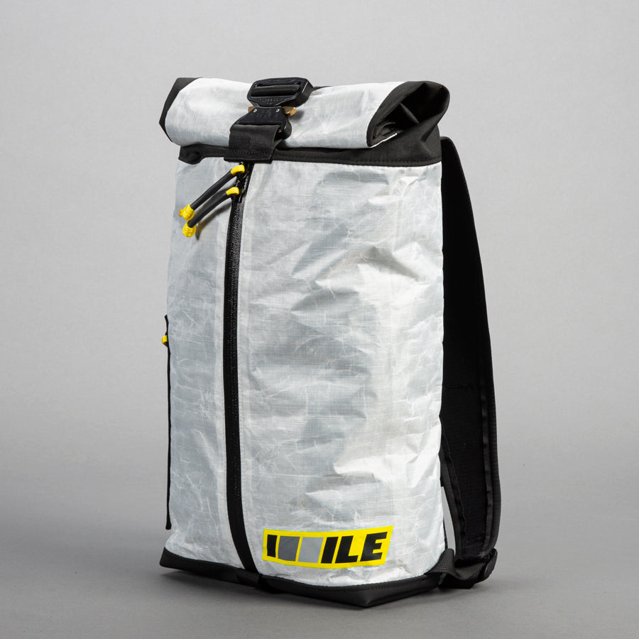 値下げ!【ILE】 APEXリュック（black）未使用 ILE* apex (black) - BLUE LUG ONLINE STORE