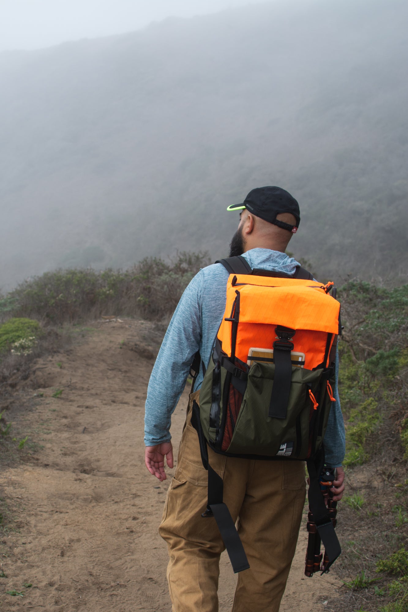 Travel Pack 40L Carry-on backpack with Cobra Buckles, water
