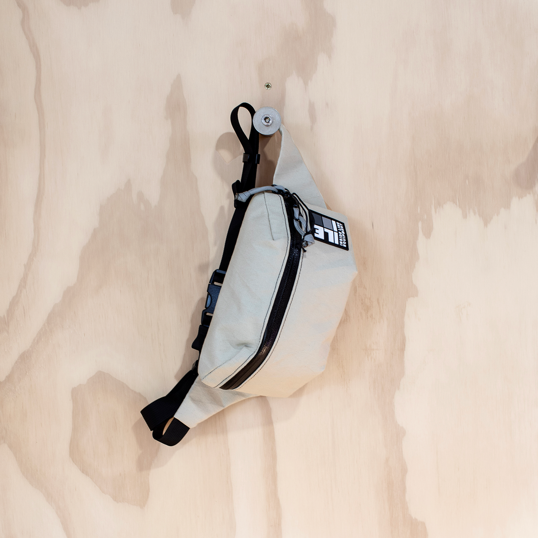 WORKSHOP BAG: Micro Messenger Moonstone X11